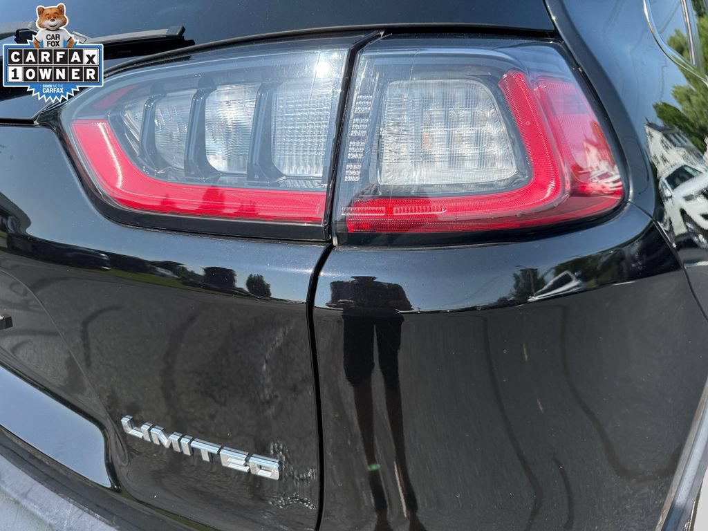Certified 2022 Jeep Cherokee Limited AWD/4WD image 18