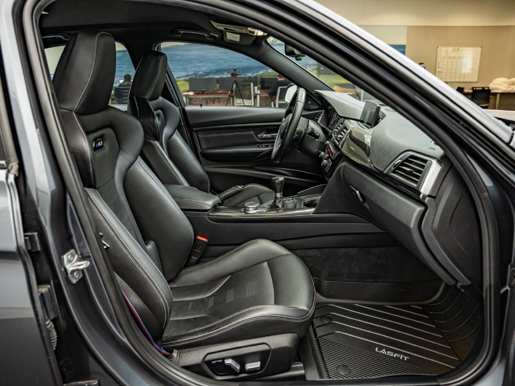 Used 2018 BMW M3 RWD image 49