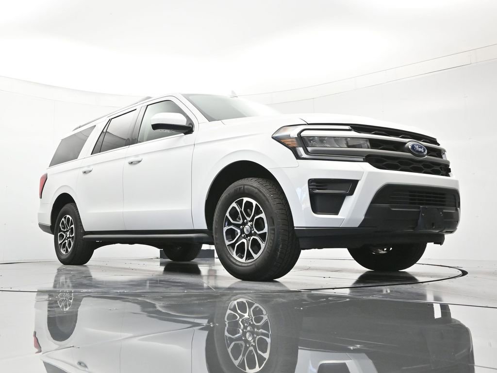 Used 2024 Ford Expedition Max XLT AWD/4WD image 39
