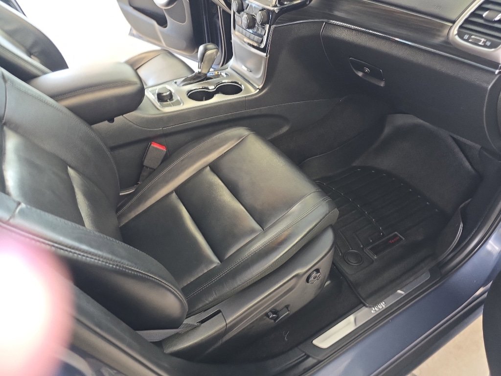 Used 2019 Jeep Grand Cherokee Limited w/ Trailer Tow Group IV AWD/4WD image 21