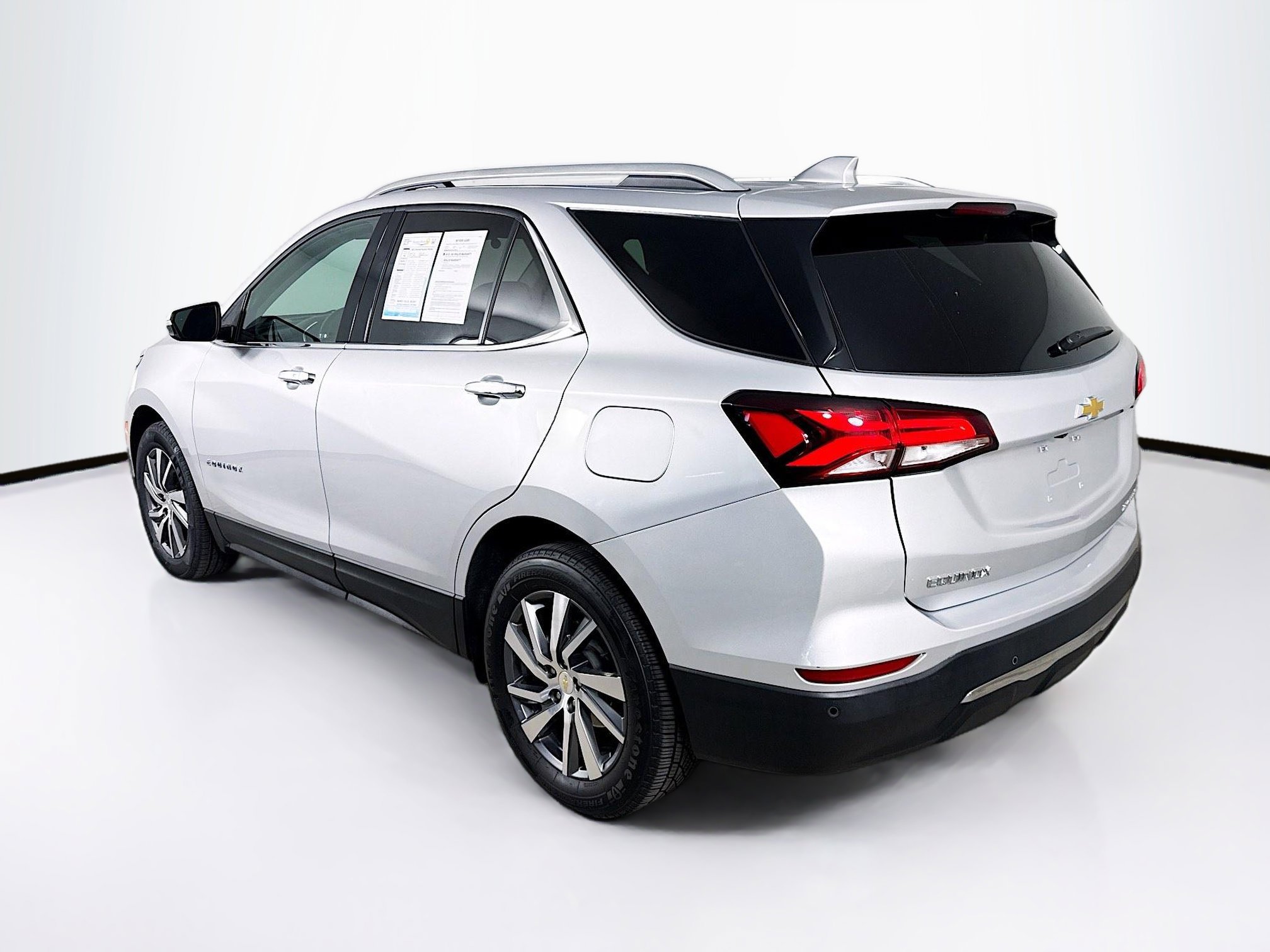 Used 2022 Chevrolet Equinox Premier image 31