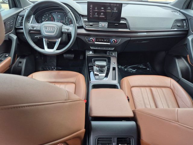Certified 2023 Audi Q5 2.0T Premium w/ Convenience Package AWD/4WD image 13