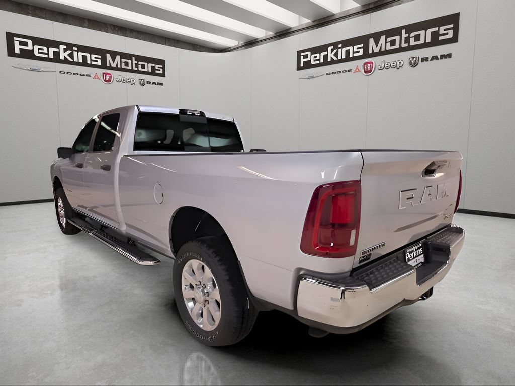 New 2026 RAM 2500 Big Horn AWD/4WD image 3