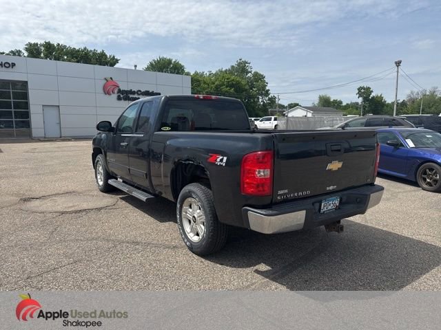 Used 2009 Chevrolet Silverado 1500 LT w/ Power Pack Plus AWD/4WD image 4