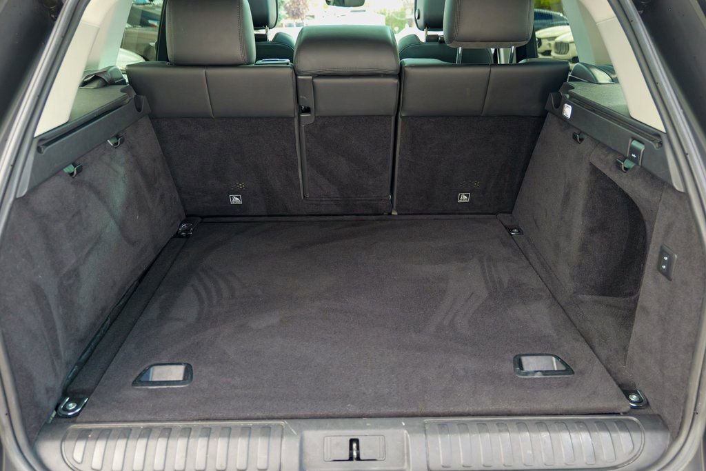 Used 2022 Land Rover Range Rover Sport SE image 53