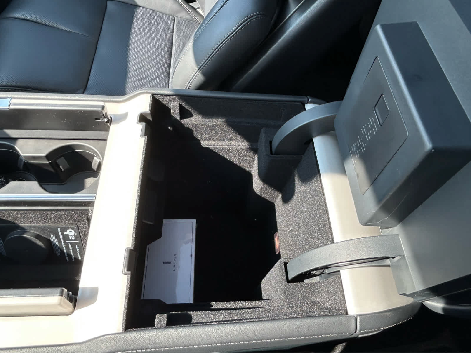 New 2027 Lincoln Navigator Reserve AWD/4WD image 44