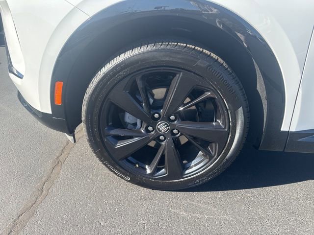 Used 2025 Buick Envision Sport Touring image 25