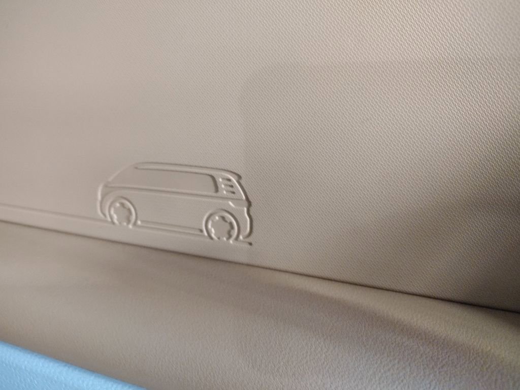 New 2025 Volkswagen ID. Buzz 1st Edition image 25