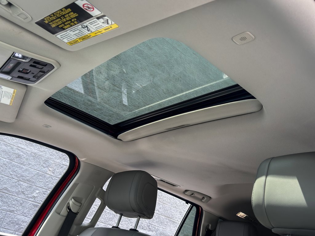 Used 2023 Toyota Sequoia Limited image 33