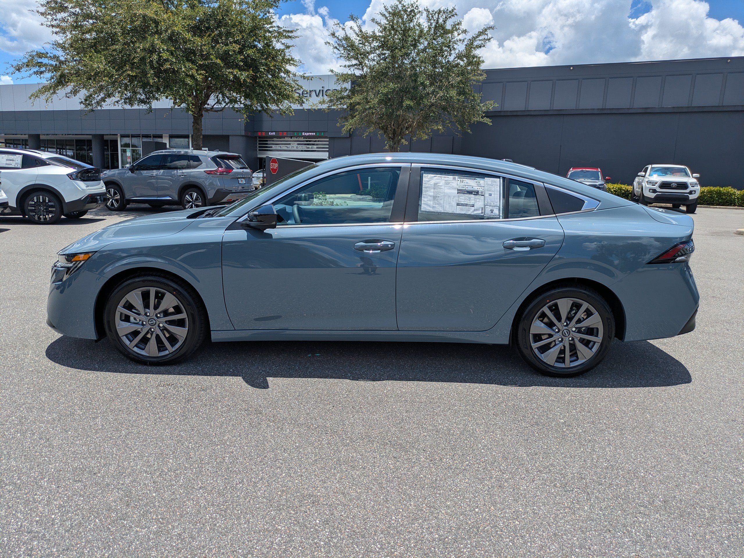 New 2026 Nissan Sentra SL w/ Floor Mat Package FWD image 8