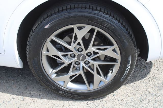 Used 2022 Genesis GV70 2.5T w/ Select Package image 11