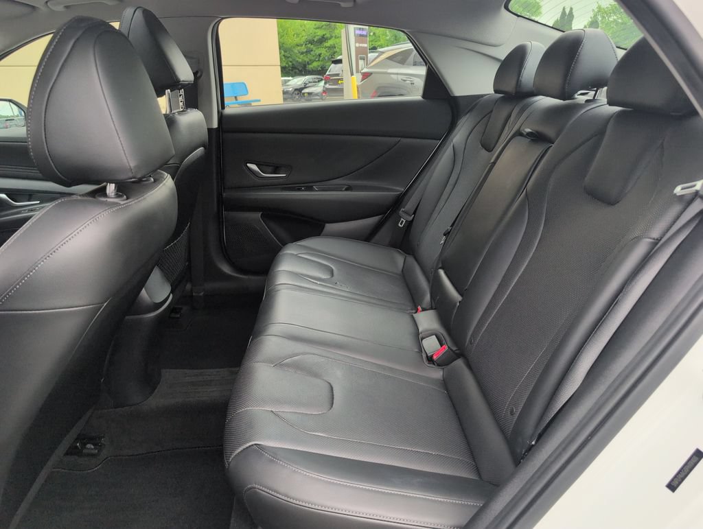 Certified 2023 Hyundai Elantra Limited w/ Cargo Package FWD image 26