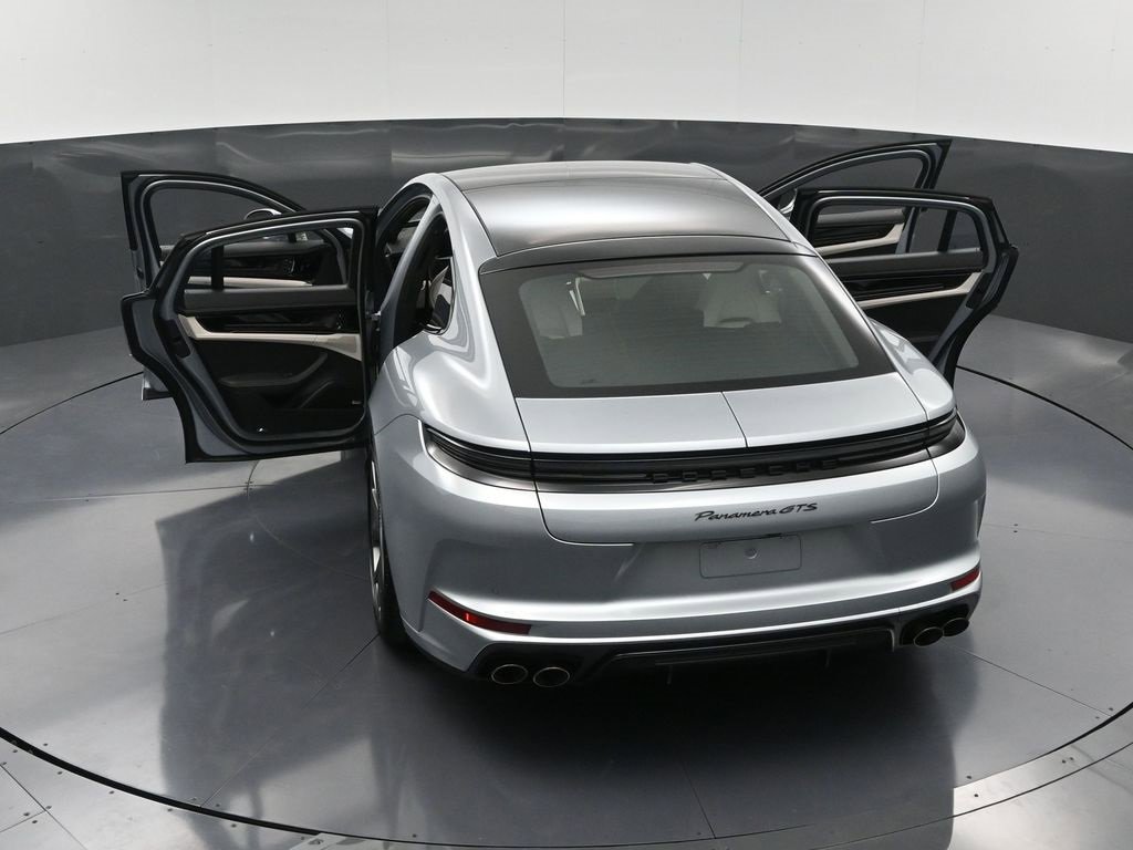 New 2026 Porsche Panamera GTS image 37