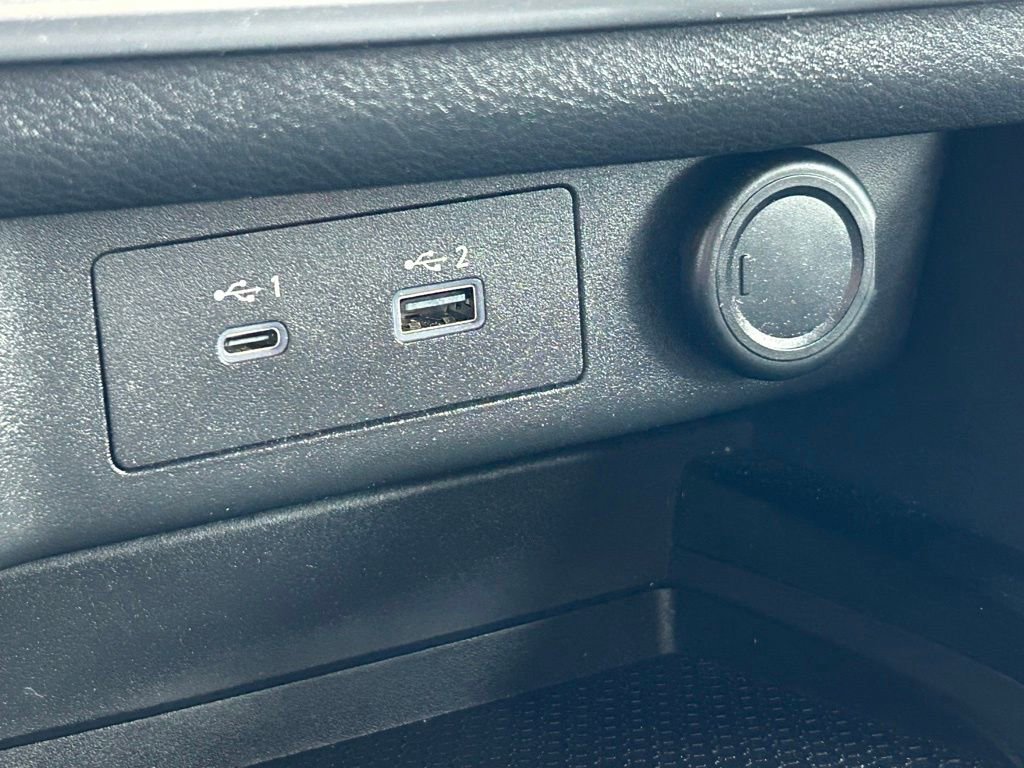 Certified 2021 Nissan Rogue S image 22