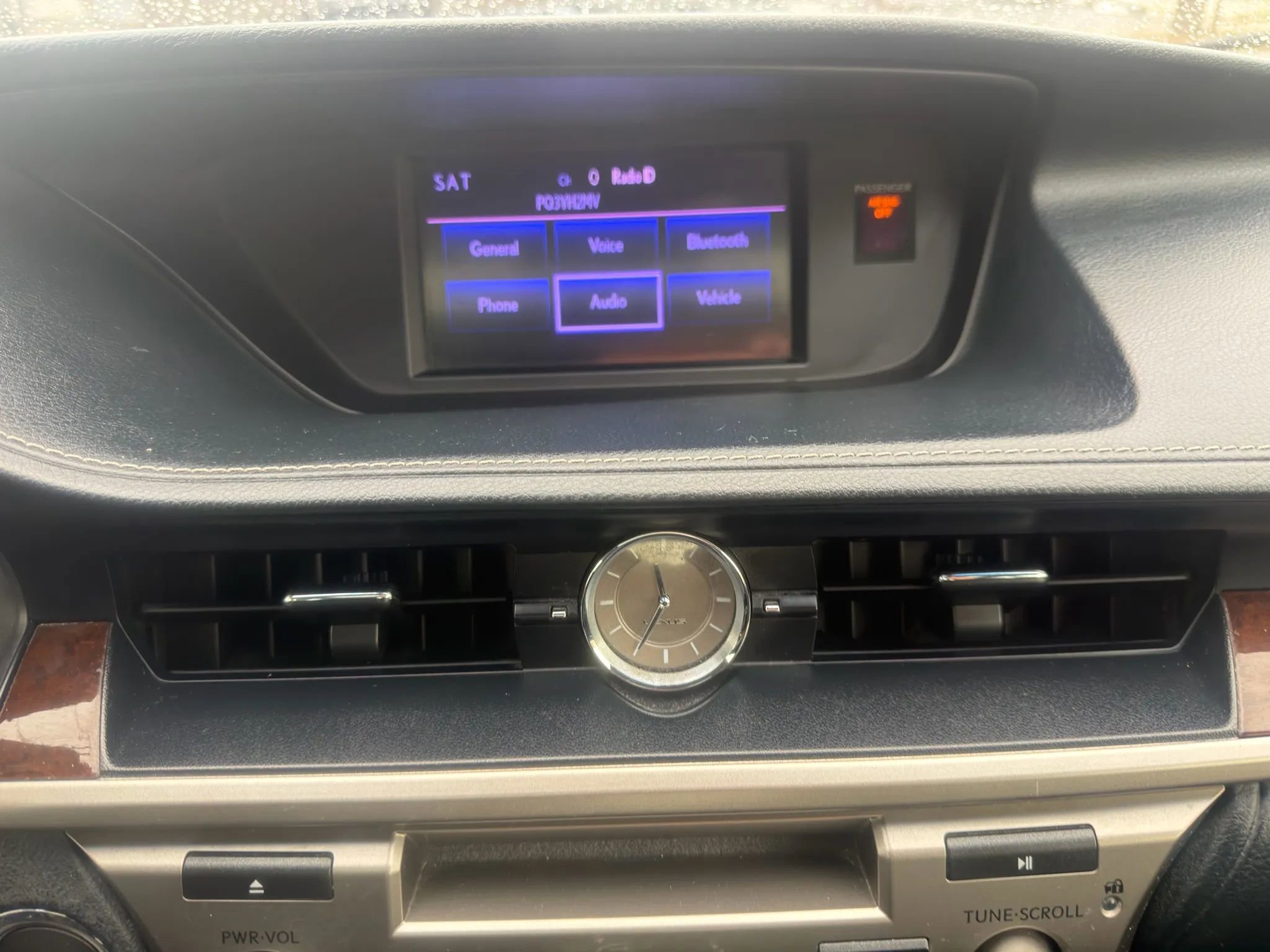 Used 2013 Lexus ES 350 w/ Luxury Pkg image 25