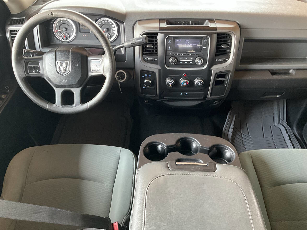 Used 2014 RAM 2500 Tradesman w/ Chrome Appearance Group AWD/4WD image 10