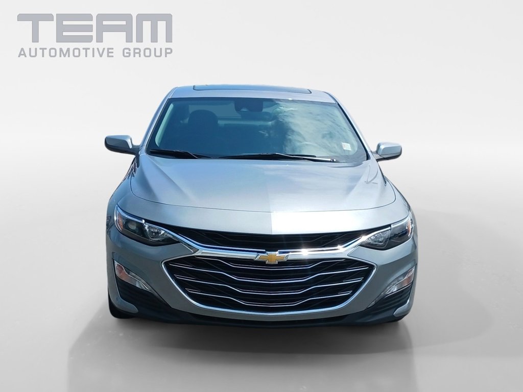 Used 2023 Chevrolet Malibu LT image 2
