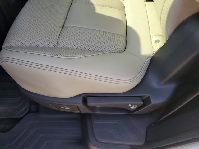 Used 2021 Subaru Ascent Limited w/ Technology Package AWD/4WD image 16