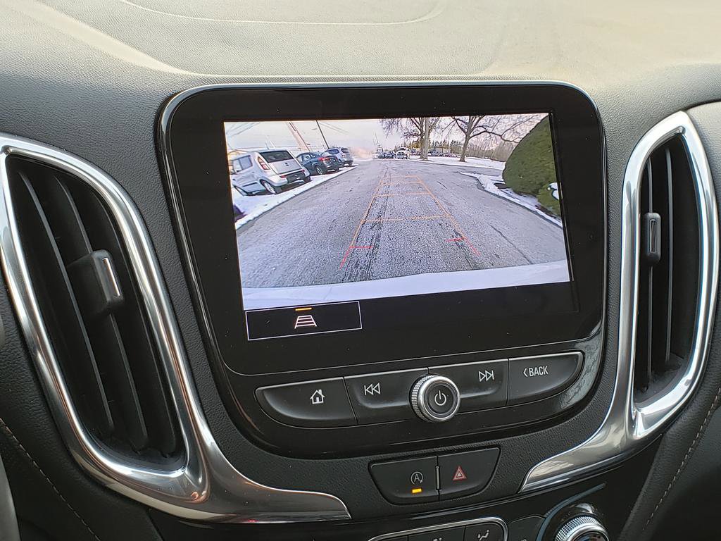 Used 2022 Chevrolet Equinox Premier w/ LPO, Floor Liner Package AWD/4WD image 23