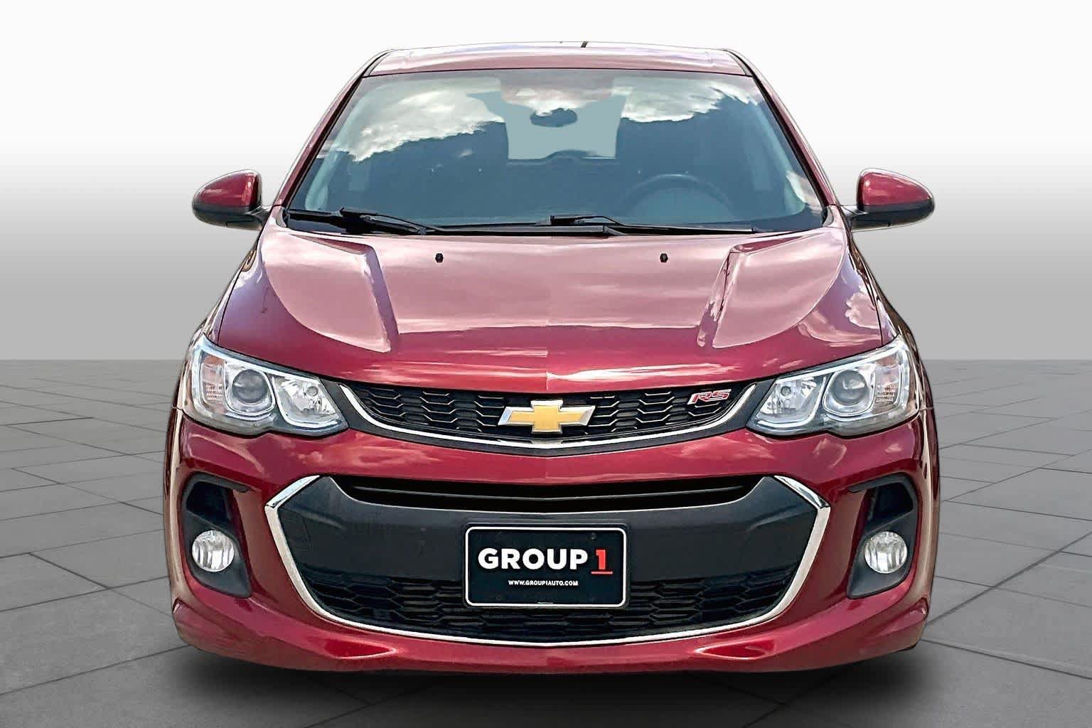 Used 2017 Chevrolet Sonic LT w/ Convenience Package FWD image 4