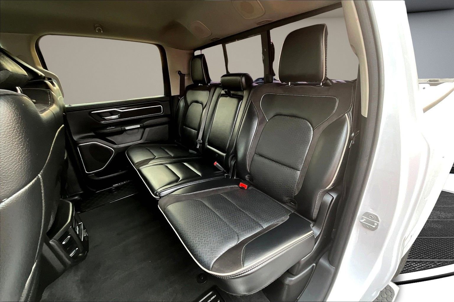 Used 2022 RAM 1500 Laramie image 23