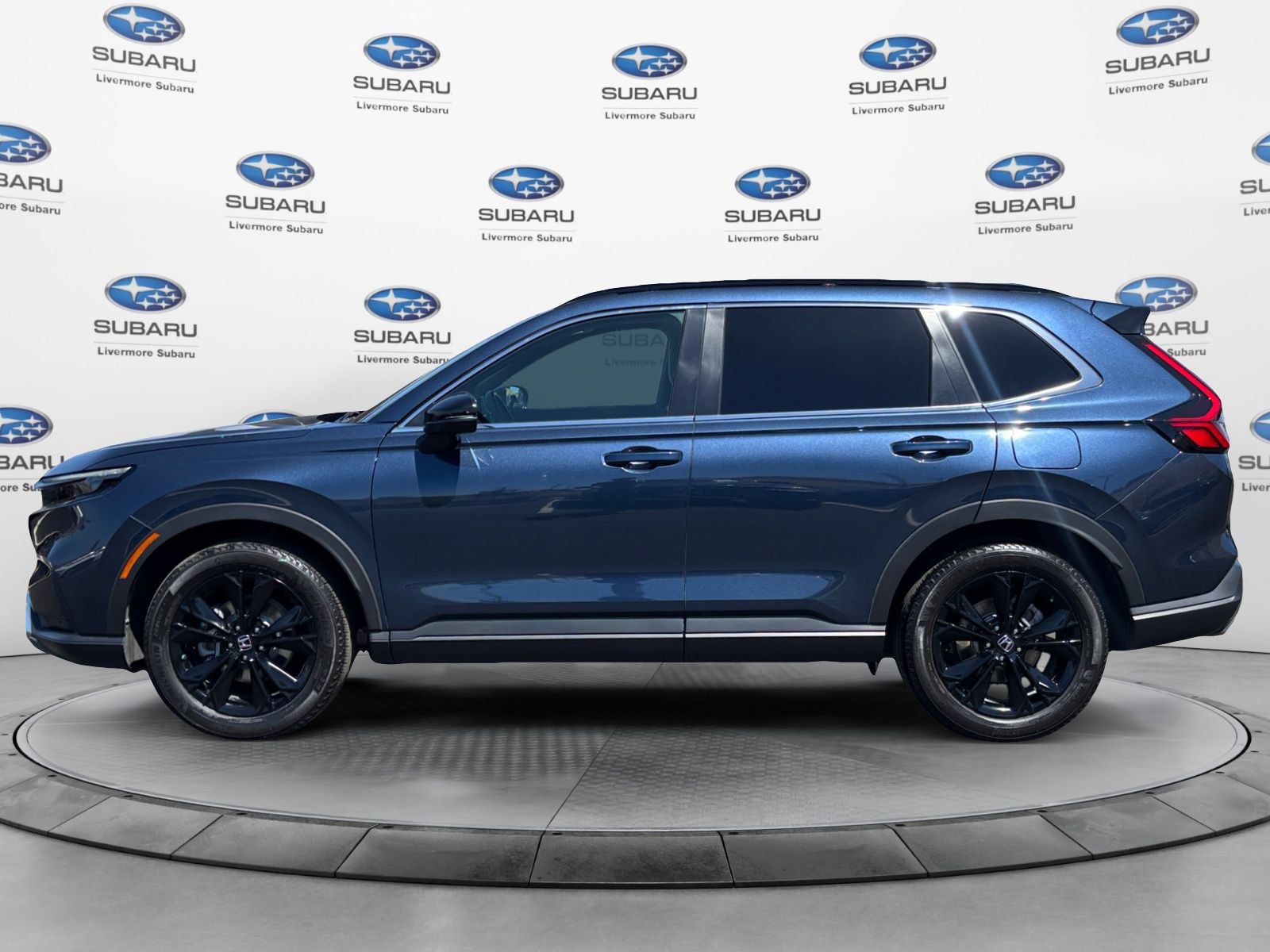 Used 2024 Honda CR-V Sport Touring image 2