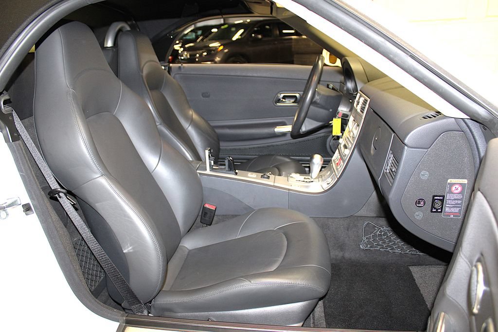Used 2005 Chrysler Crossfire Limited RWD image 21