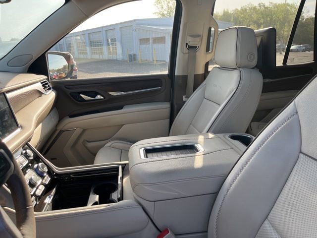 Used 2021 GMC Yukon Denali w/ Denali Ultimate Package image 10