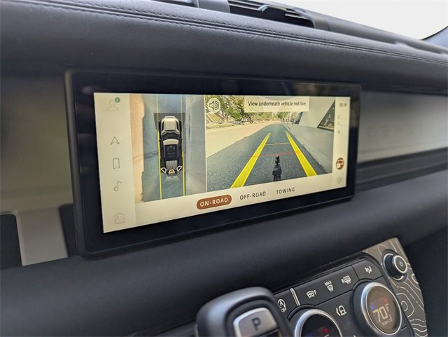 Used 2023 Land Rover Defender 110 S image 32