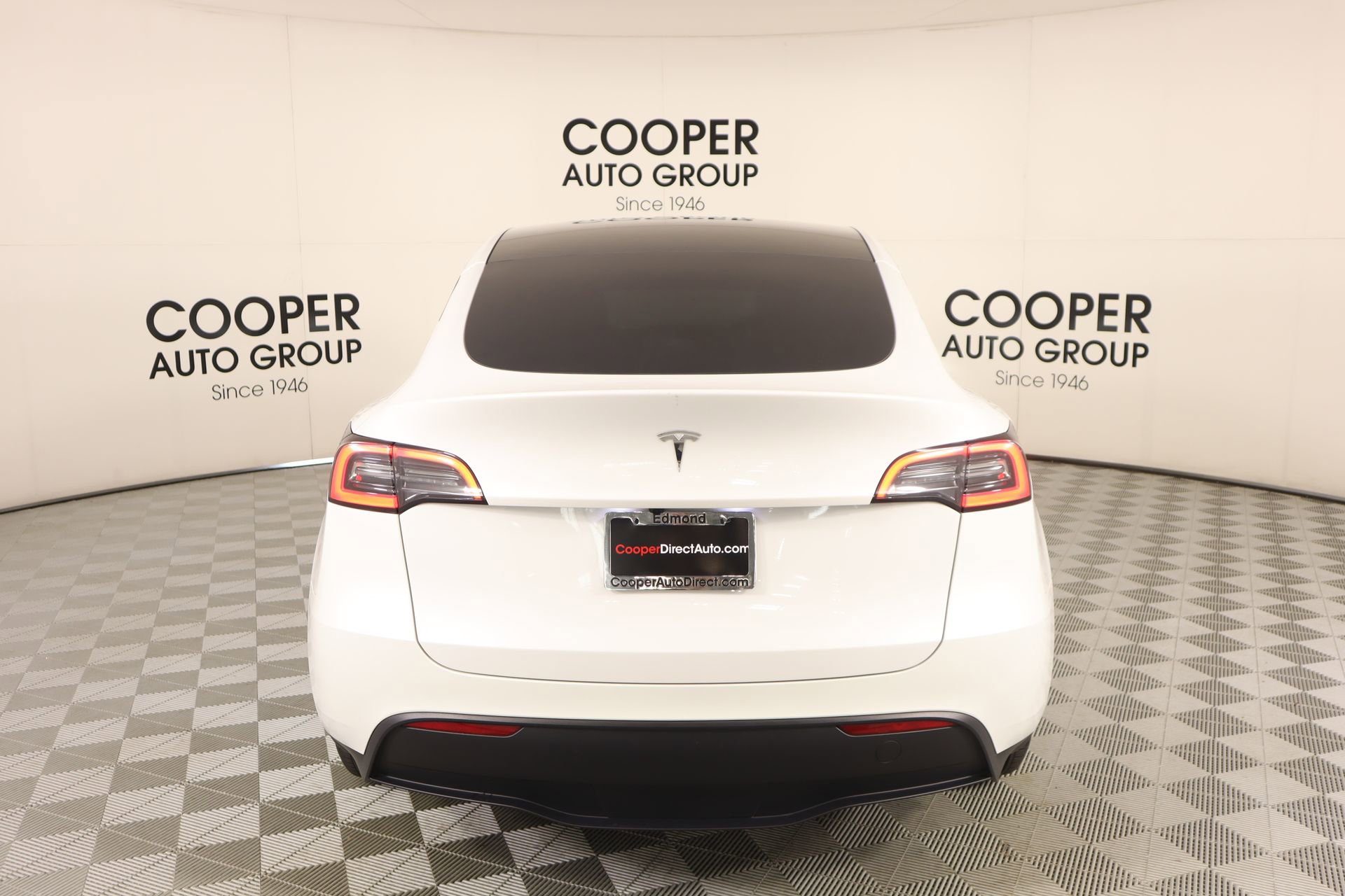 Used 2024 Tesla Model Y Long Range image 20