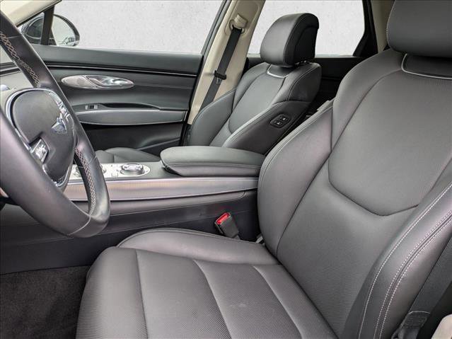 Used 2024 Genesis GV70 2.5T w/ Select Package AWD/4WD image 19