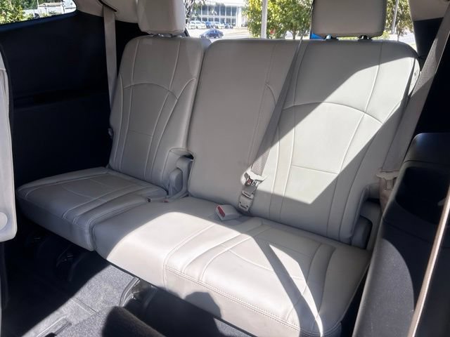 Certified 2023 Buick Enclave Essence w/ Experience Buick Package AWD/4WD image 19