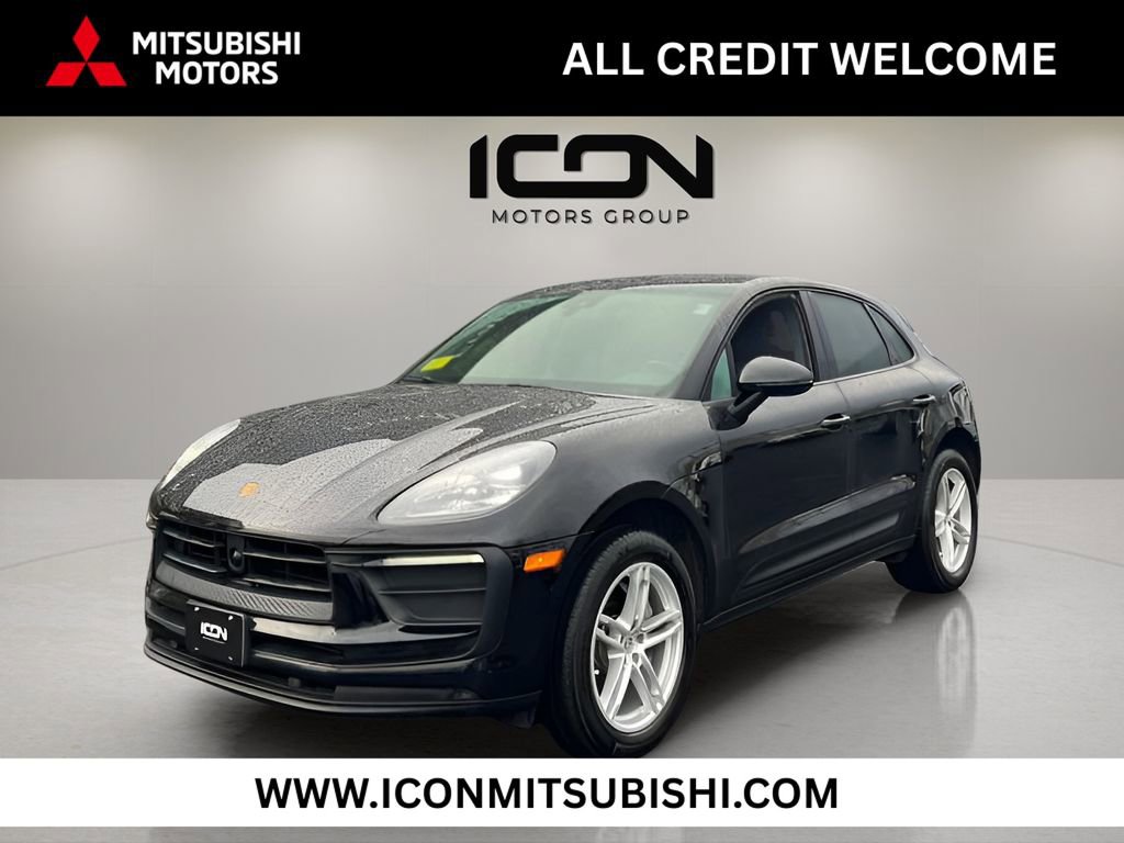 Used 2024 Porsche Macan T AWD/4WD image 1