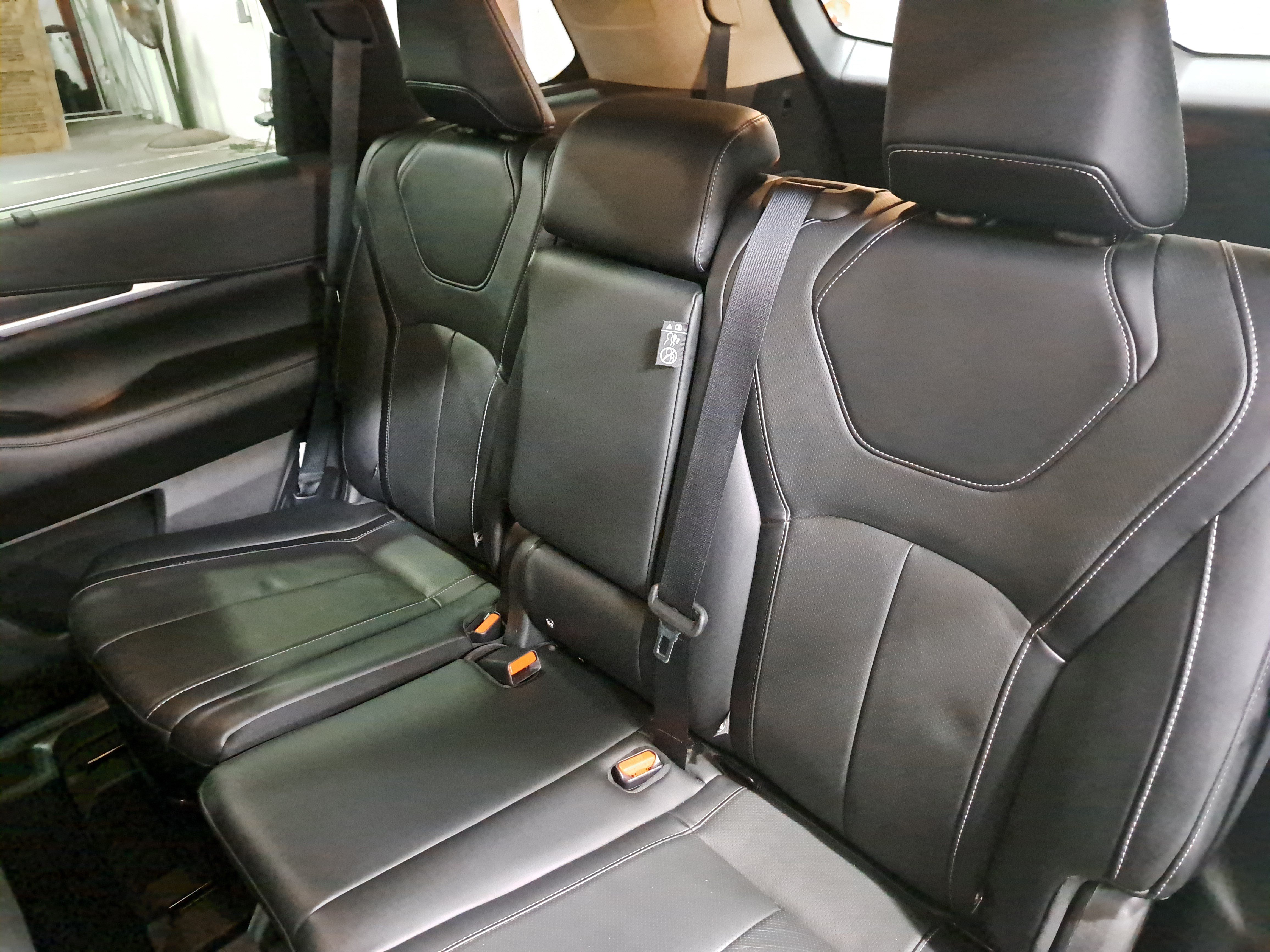 Used 2023 INFINITI QX60 Sensory w/ Vision Package AWD/4WD image 14