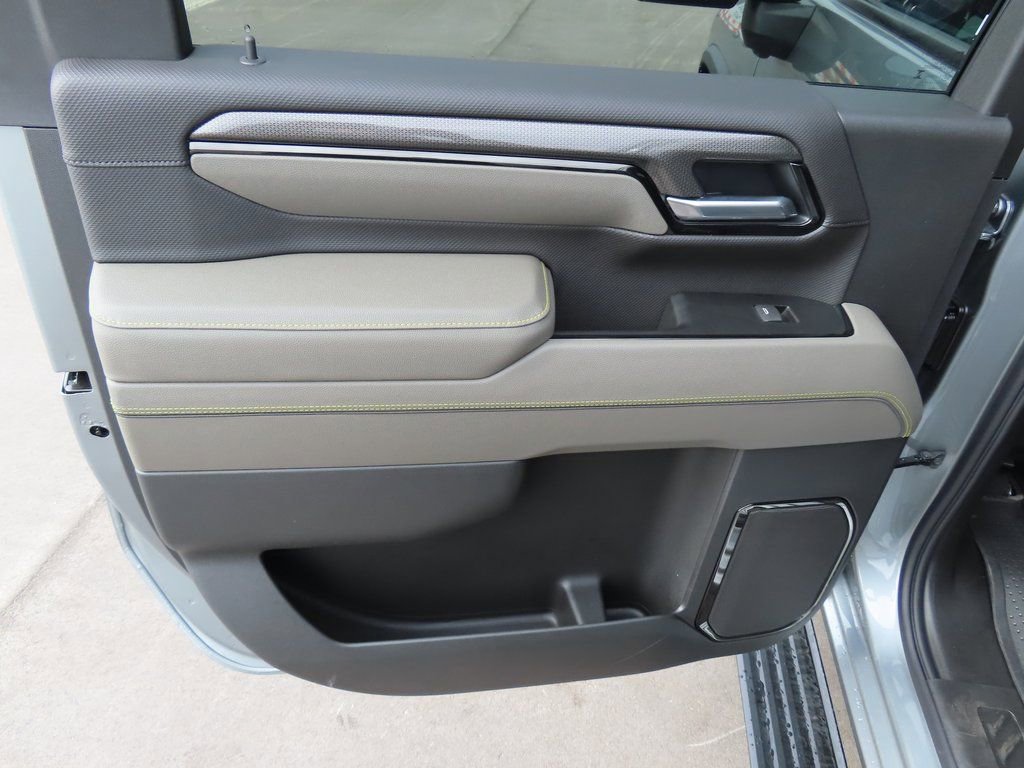 New 2026 Chevrolet Silverado 2500 ZR2 image 31