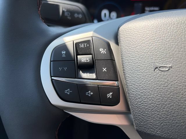 New 2026 Ford Explorer Active w/ Active Comfort Package AWD/4WD image 16