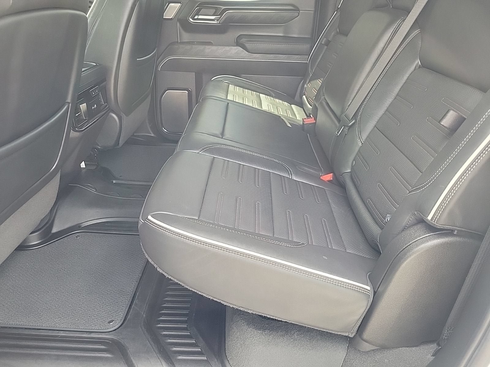 Certified 2024 GMC Sierra 1500 AT4X AWD/4WD image 17