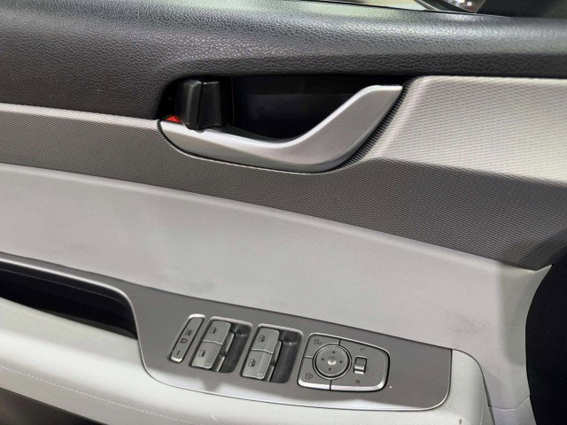 Used 2022 Hyundai Palisade SEL w/ Cargo Package image 23