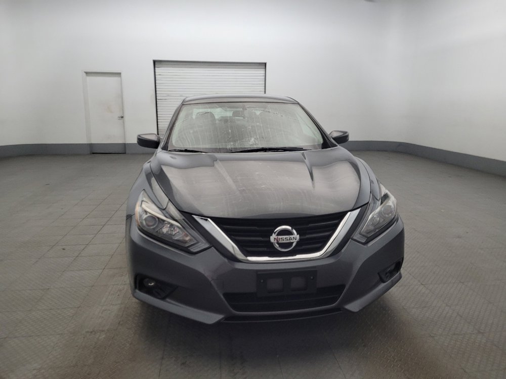 Used 2018 Nissan Altima 2.5 SR w/ SR Special Edition image 14