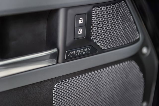 Used 2020 Land Rover Defender 110 X image 52