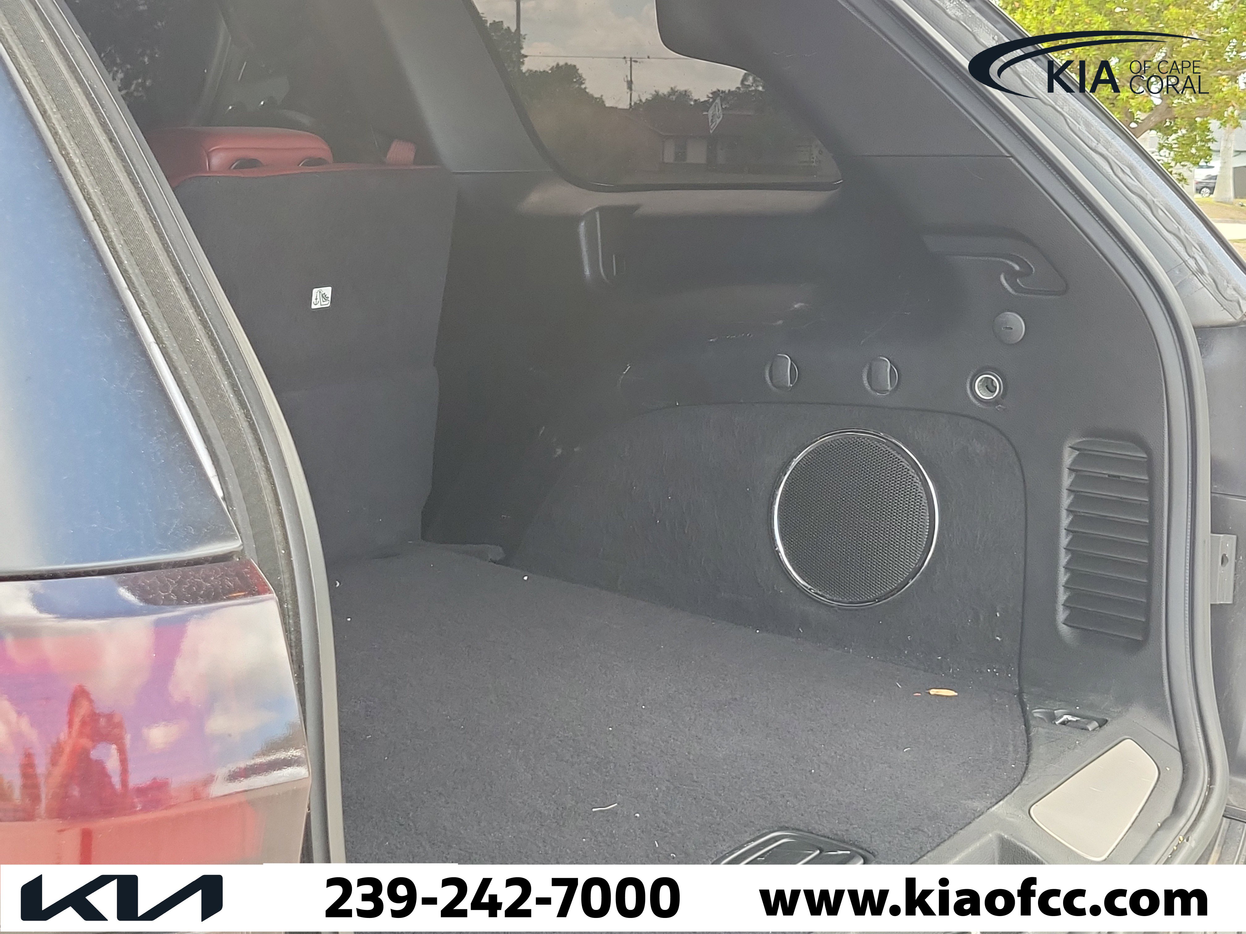 Used 2018 Jeep Grand Cherokee Trackhawk AWD/4WD image 8