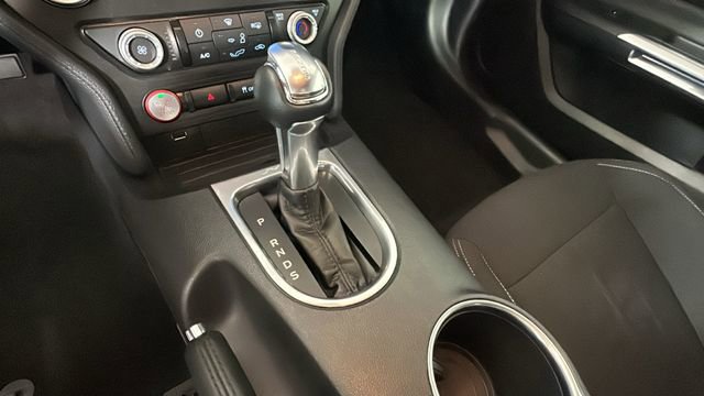 Used 2022 Ford Mustang Coupe RWD image 22