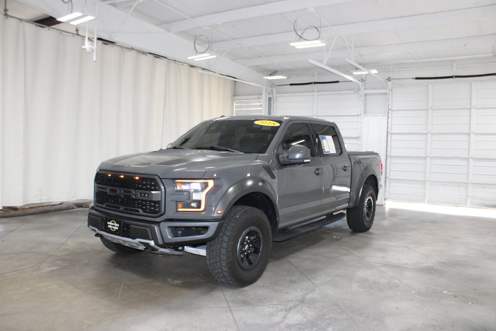 Used 2018 Ford F150 Raptor w/ Equipment Group 802A Luxury AWD/4WD image 4