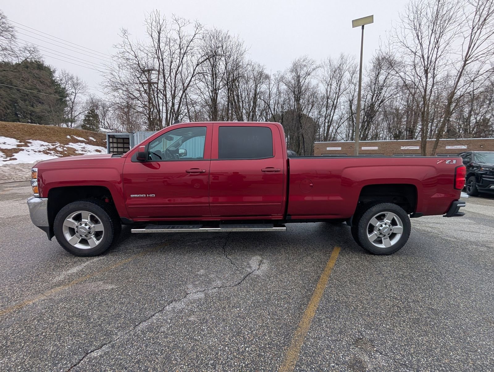 Used 2019 Chevrolet Silverado 2500 LT w/ LT Convenience Package image 6