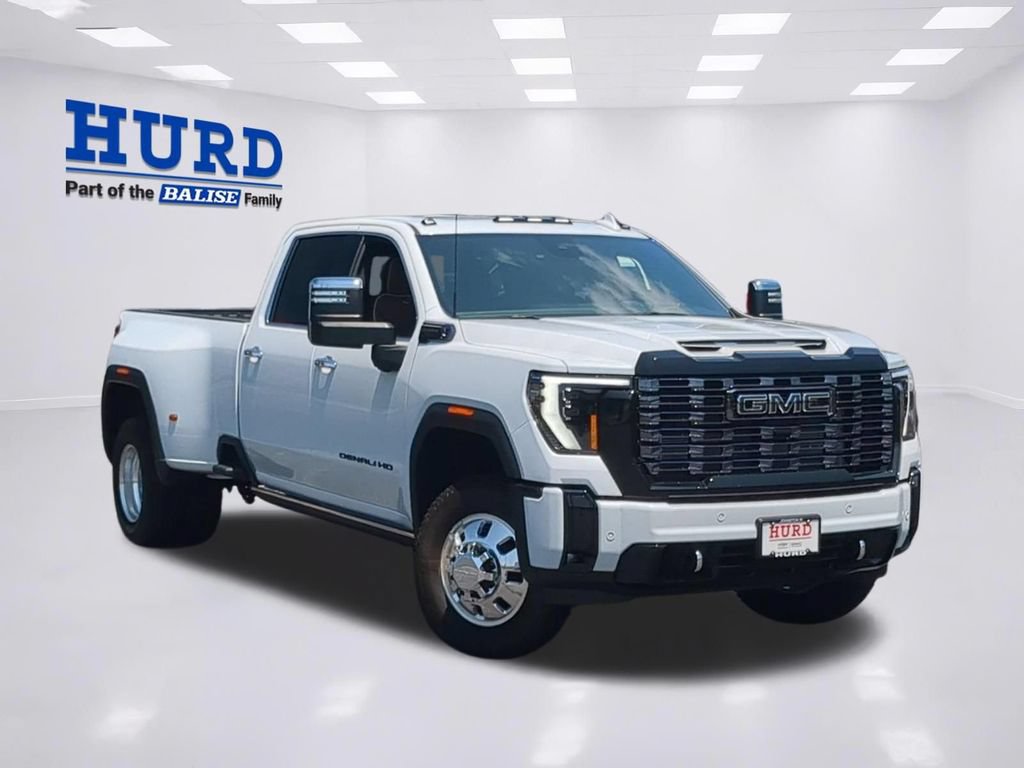 New 2026 GMC Sierra 3500 Denali Ultimate w/ LPO, Black Badging Package