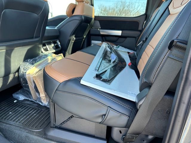 New 2024 Ford F350 Platinum w/ Tremor Off-Road Package image 9