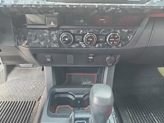 Used 2017 Toyota Tacoma SR5 w/ Tow Package image 21