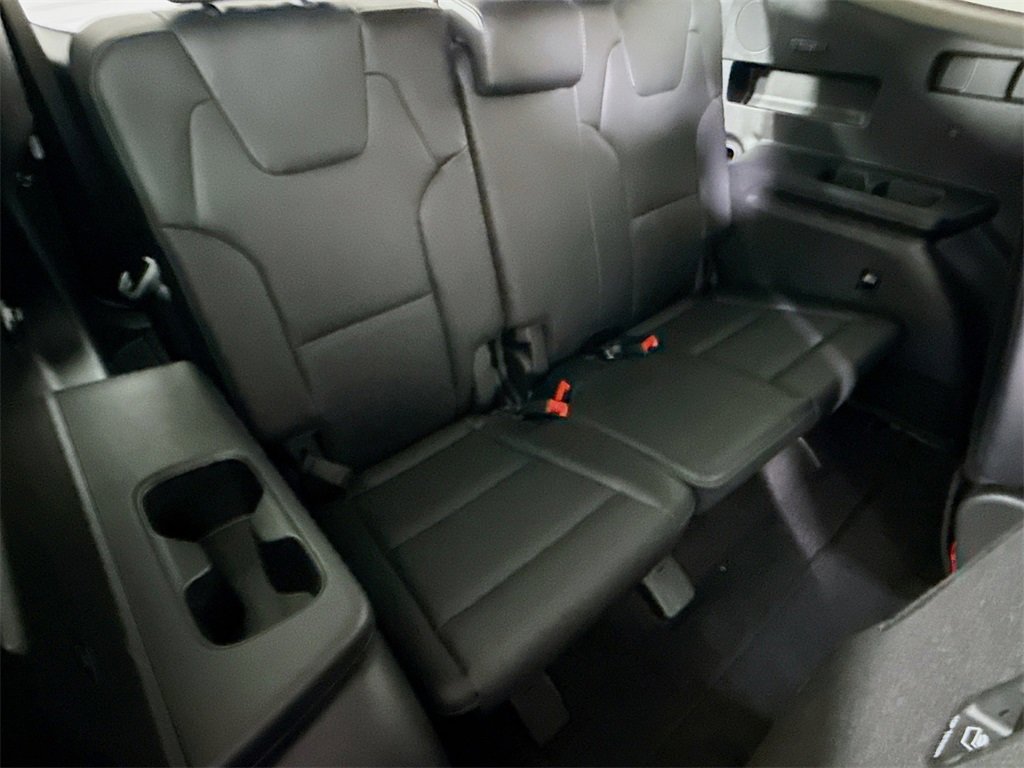 Used 2025 Kia Telluride EX X-Line image 32