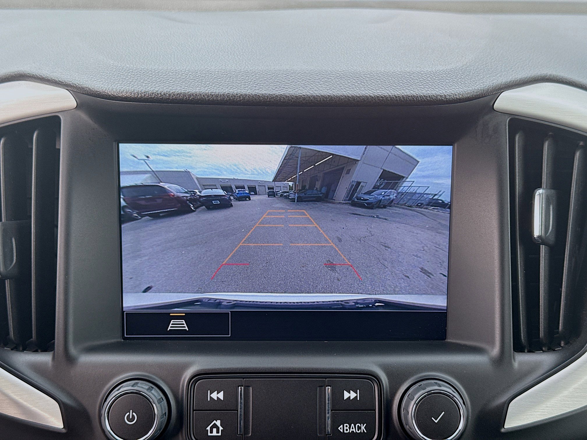 Used 2022 GMC Terrain SLT w/ Elevation Edition FWD image 11