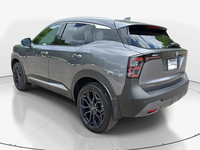 Used 2025 Nissan Kicks SR FWD image 8